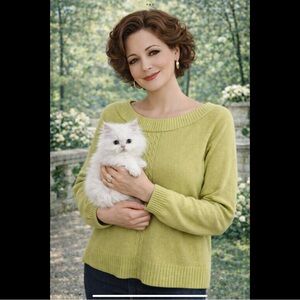 Chadwick’s Lg Celery Green Boatneck Cable Knit Details Sweater Kitten Soft